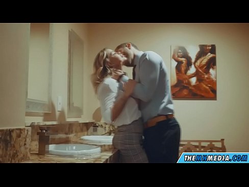 ❤️ Wenn eine vollbusige Blondine dich in einer öffentlichen Toilette verführt Porno bei de.freepornhdonlinegay.ru ﹏